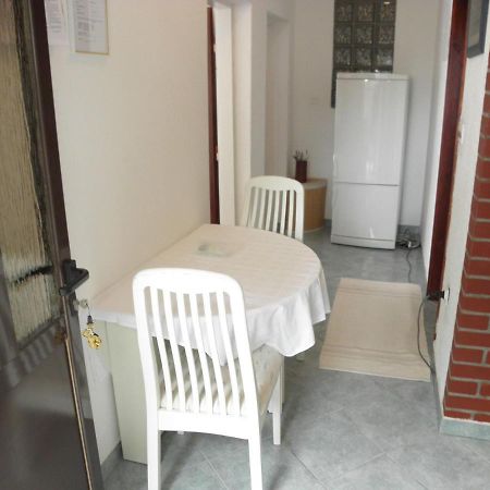 Apartments Neda - 5 M From Sea ลูโคโวชูการ์เย ภายนอก รูปภาพ